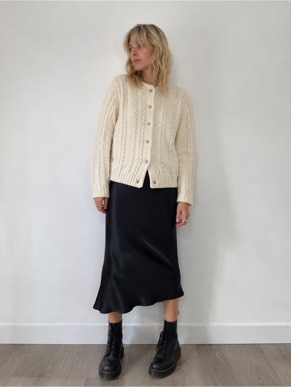Vintage Cottagecore Grandmacore Cable Knit Cardigan Cream Sweater Size Small 90s - Picture 3 of 11